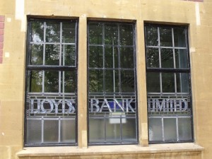 Lloyds Bank Limited, Bournville - windows